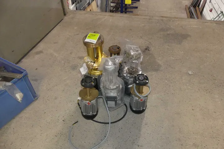 6x Tauchpumpen